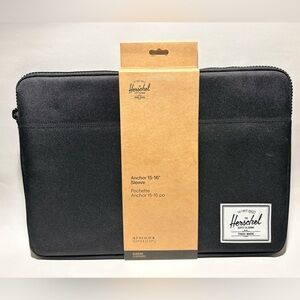 Herschel | NWT Anchor 15-16" Laptop Sleeve - Fits Macbooks - Black